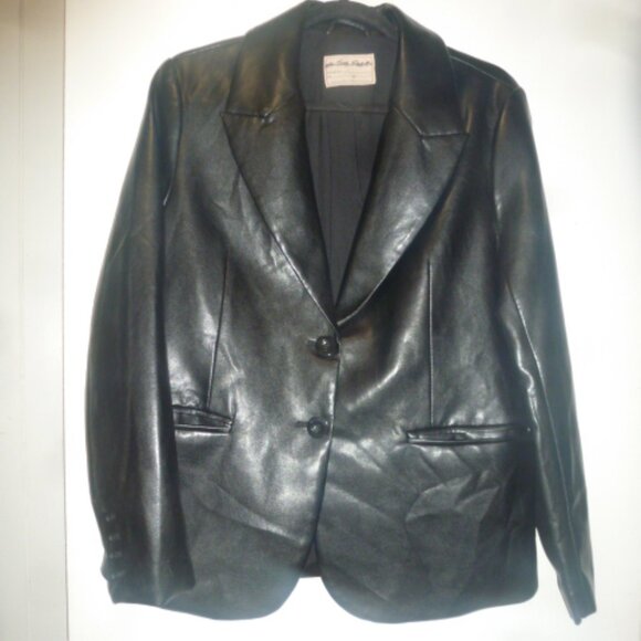 We The Free Jackets & Blazers - We The Free Black Faux Leather Blazer Jacket – Size Small (Fits M)